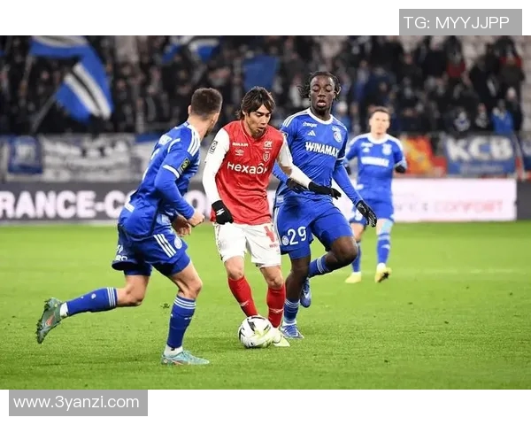 里尔主场迎战史特拉斯堡争夺法甲积分榜关键战役 里尔主场迎战史特拉斯堡争夺法甲积分榜关键战役