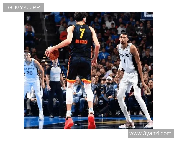 霍姆格伦复出首战表现惊艳七次盖帽助力雷霆重建圆满完成