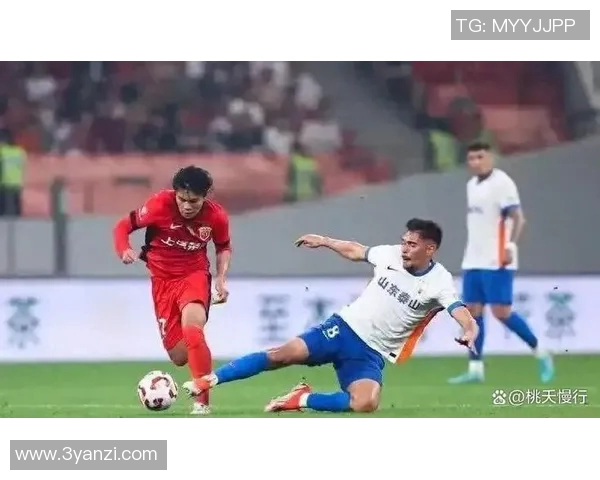 中超激战山东鲁能迎战广州恒大争夺冠军荣耀之战